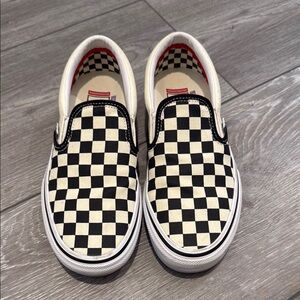 Vans Checkerboard Slip-On Sneakers, size 6M 7.5W